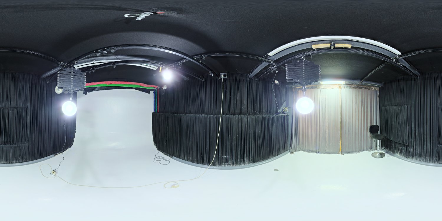 studio_small_01.jpg